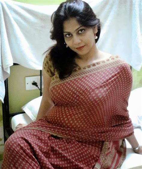 Hot Bhabhi Porn Pics: Nude Women in Free Sex Photos